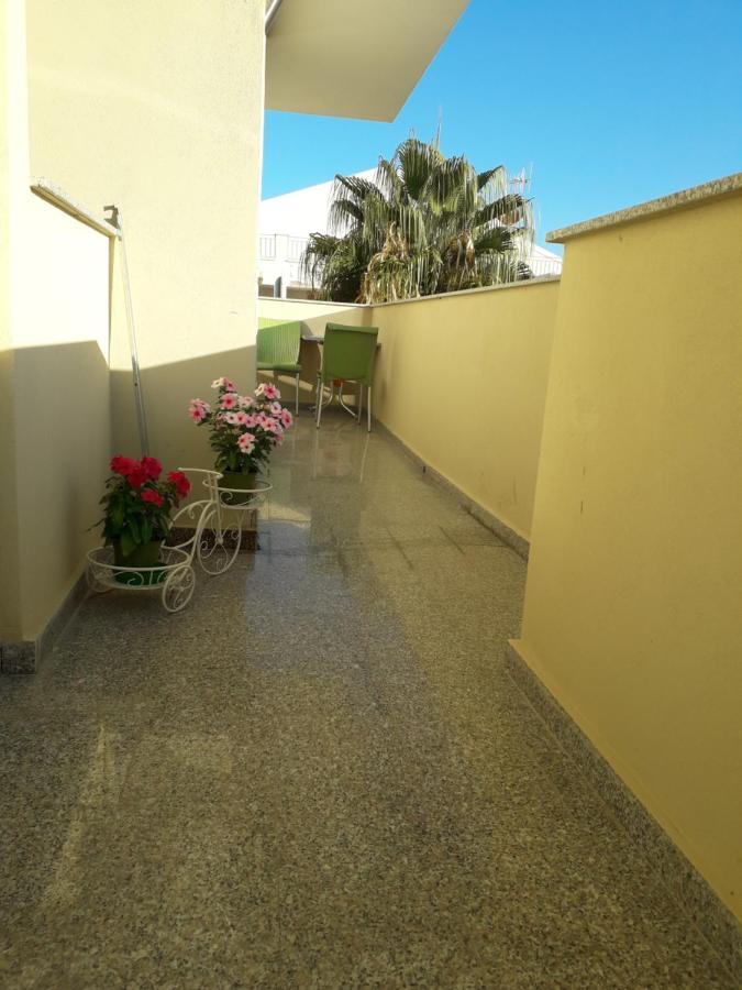 Il Giardino Fiorito Casa Vacanze アルゲーロ エクステリア 写真