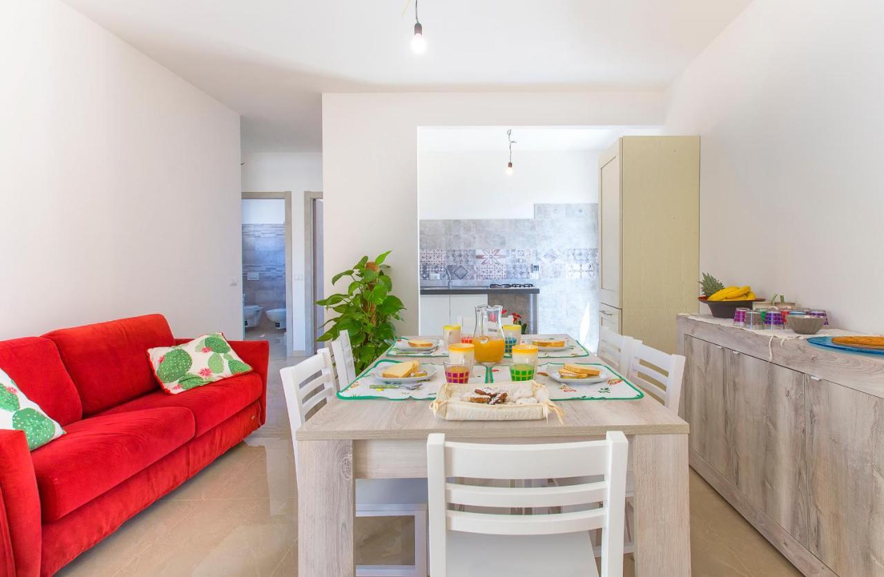 Il Giardino Fiorito Casa Vacanze アルゲーロ エクステリア 写真